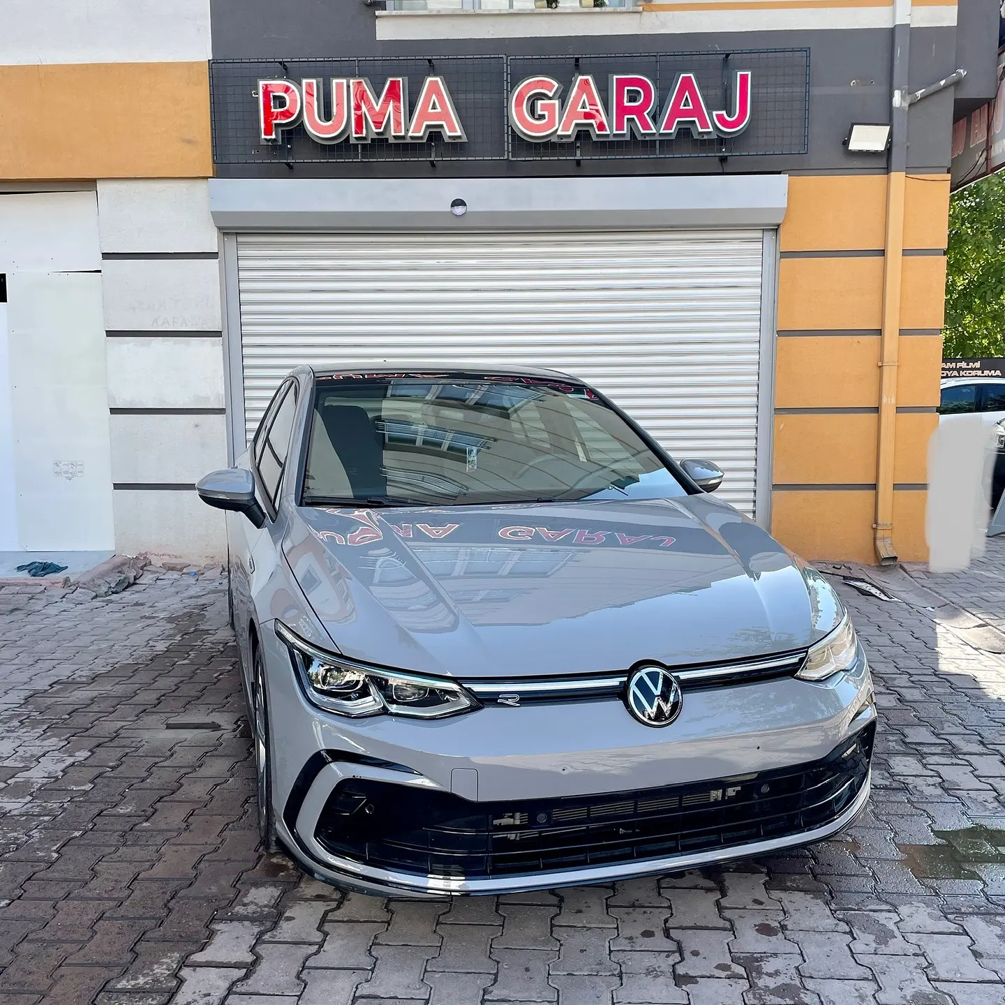 Puma Garaj 200 Mikron Ultra Parlak TPU PPF - Kayseri PPF Kaplama